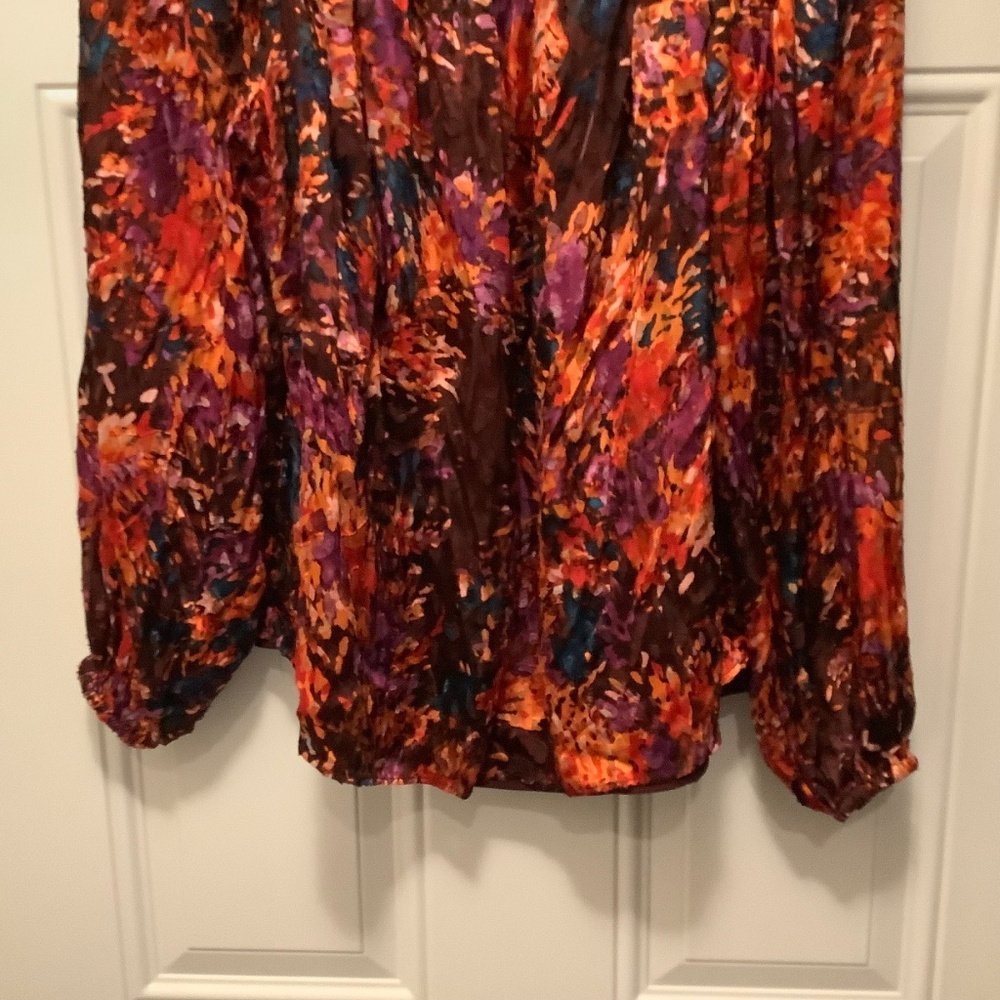 Watercolor Burnout Rayon/Silk/Polyester Blend Balloon Sleeve L Blouse - Picture 14 of 14